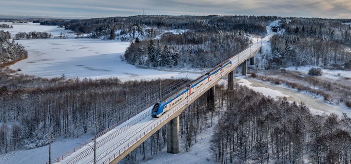 Fler Mälartåg och nya avgångar väntar resenärer i Örebro län från den 12 december. Foto. Niklas Björling