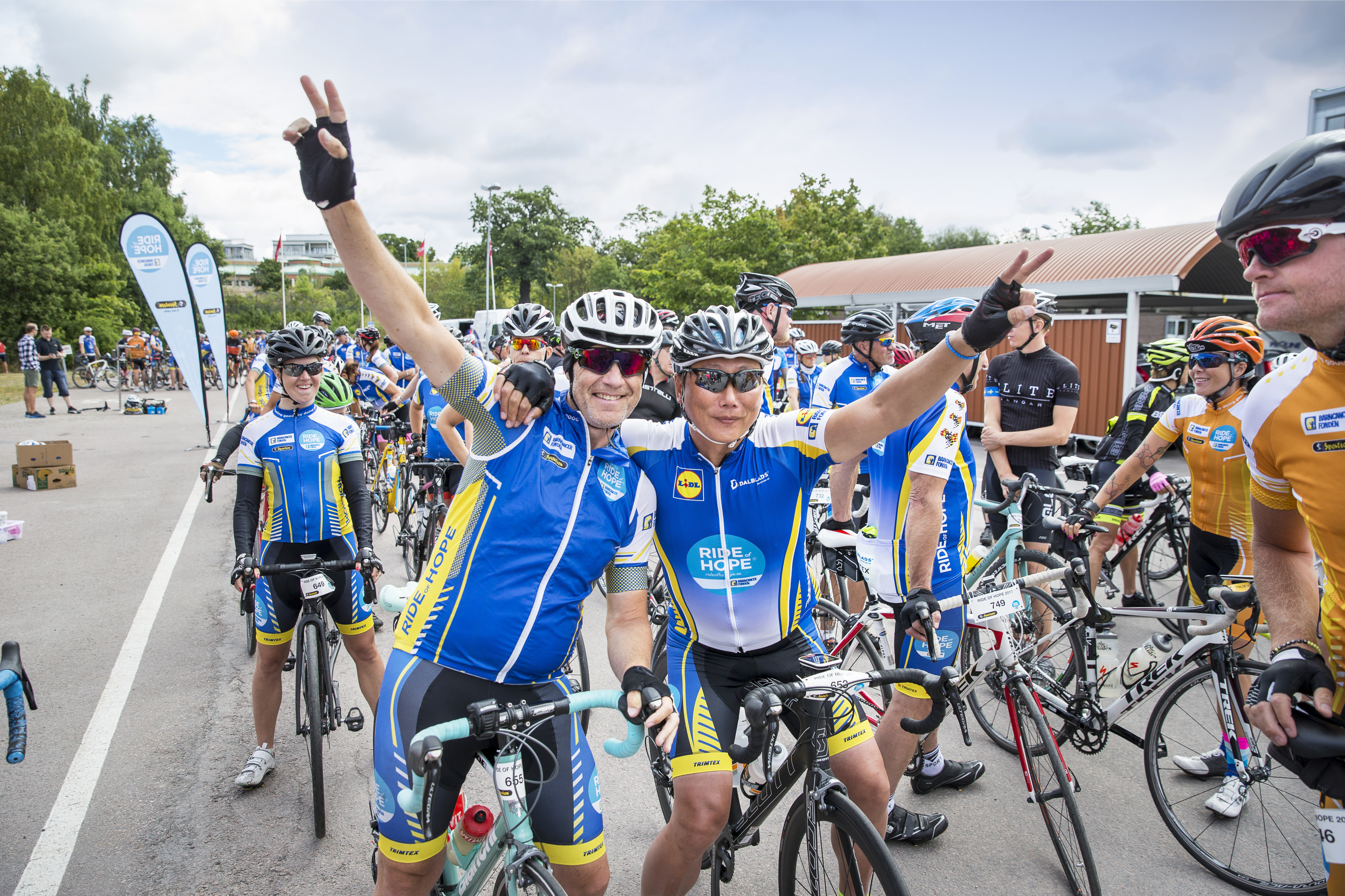 Cyklister från Barncancerfondens lopp Ride of Hope, sommaren 2017. Foto: Magnus Glans