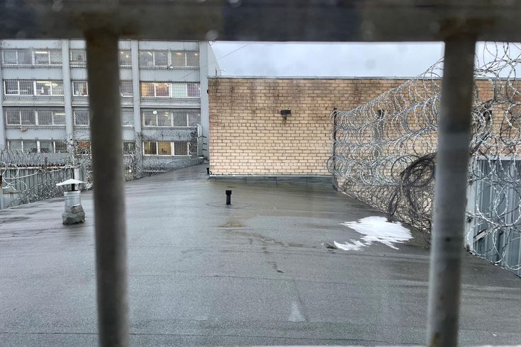 Utsikten från Kybartai-förvaret, ett av de förvar i Litauen där Läkare Utan Gränser ger psykologiskt stöd. Foto: Diala Ghassan/Läkare Utan Gränser.