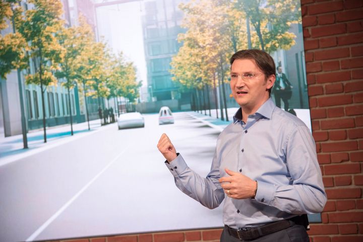 Johann Jungwirth är Volkswagens chef för digital utveckling.