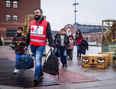 Mottagande av asylsökande vid Malmö Centralstation hösten 2015.