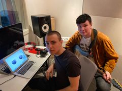 Eskil Zakrisson och Anton Lassis Sundberg är elever på Rytmus Örebro. Fotograf: Daniel Hambre. Fotorättigheter: Får publiceras i redaktionella sammanhang.