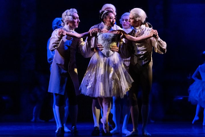 Manon, Kungliga Baletten 2023. Madeline Woo i titelrollen. Foto: Kungliga Operan / Carl Thorborg