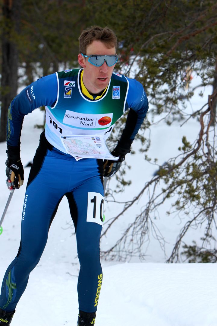 Erik Rost tog sitt andra guld under VM i skidorientering. I dag vann han masstarten. Foto: Mårten Lång/Svenska Orienteringsförbundet Fri bild