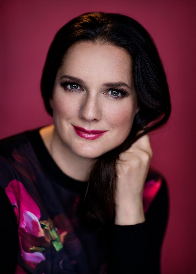 Sofie Sarenbrant porträtt 3