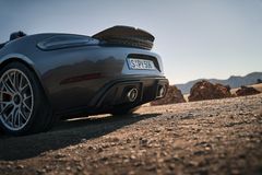 Det fantasieggande motorljudet 718 Spyder RS förstärks ytterligare av det lätta standardmonterade sportavgassystemet.