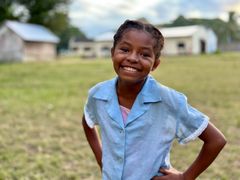 Juvanah Rakotonirina, 12 år, från Madagaskar - en av länderna där organisationen Water Aid bidrar till att barn får tillgång till rent vatten.  Foto: William Watts