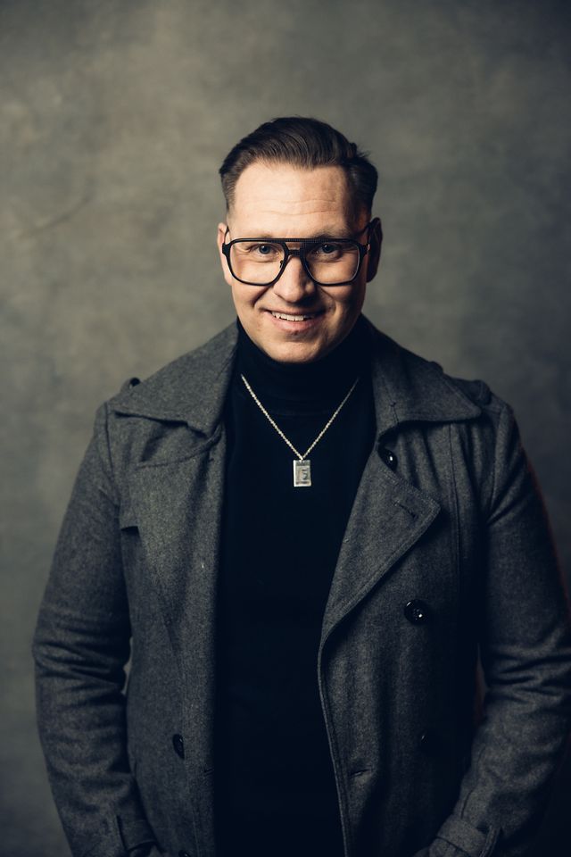 Sveriges soul- och gospelkung Samuel Ljungblahd hyllar Stevie Wonder på UKK den 13 juni tillsammans med Uppsala Blåsarsymfoniker, The Gloryfires och Trio X. Foto: Pressbild