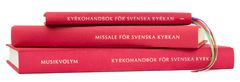 Kyrkohandbok för Svenska kyrkan består av tre böcker: Kyrkohandbok, missale samt musikvolym. Foto: Gustaf Hellsing/IKON.