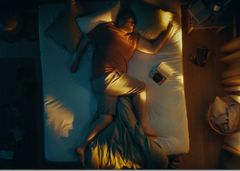 I en ny global kampanj låter IKEA sig inspireras av naturfilmernas värld och tar sig en närmare titt på människors olika sovvanor och sovstilar.