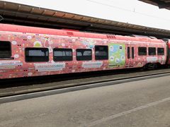 Västgötaturen-tåg på perrong 02