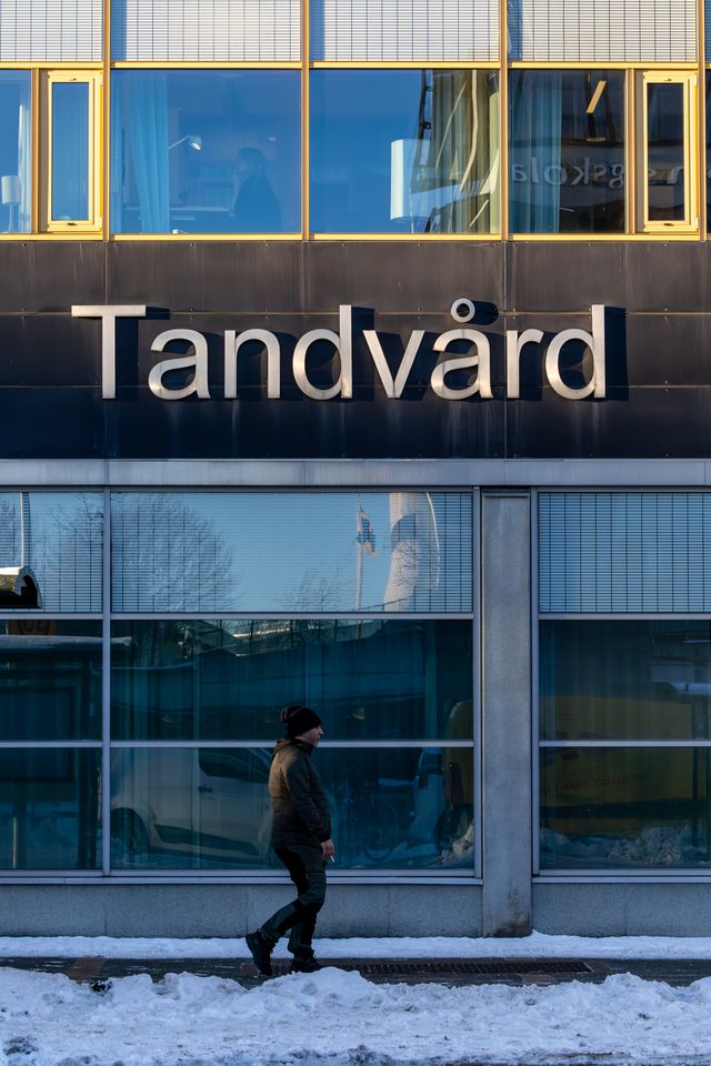 Skylt med tandvård