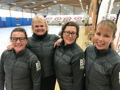 Svenska mästare för Seniorer (+51) damer 2019. Fr.v Helena Klange, Anette Norberg Anna Klange och Helena Lingham. Foto: © SCF