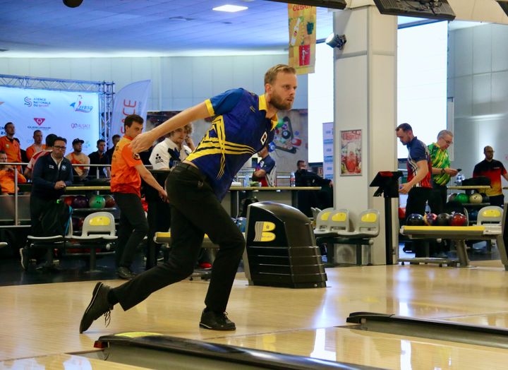 James Blomgren gick till kvartsfinal i Masters. Han tog fem medaljer i EM, varav tre guld.