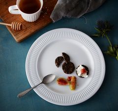 SANNING tallrik 19:-