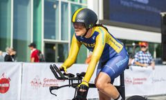 Paracyklisten Anna Beck, Skoghall CK, är förhandsuttagen till Paralympiska spelen i Tokyo och kör linje-SM på Arlands test track på lördag.