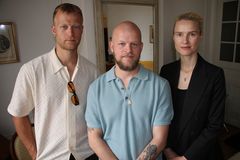 Gustav Giese, Frederik Louis Hviid och Amanda Collin i The Quiet Ones. Foto: Erik Dalström