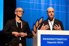 Henrik Nöbbelin, ordf Triathlonförbundet och  Fredrik Reinfeldt ordf Fotbollsförbundet med gemensam motion under RIM2023