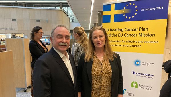 Kerstin Sollerbrant, senior expert på Barncancerfonden och Accelerates ordförande Gilles Vassal när han besökte Sverige tidigare i år.