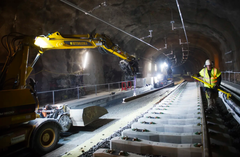 Strukton Rail i byggfasen på Citybanan. Snart är banan redo för trafik.