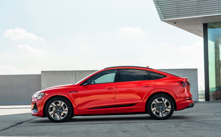 Audi e-tron Sportback på väg till de svenska Audi-återförsäljarna