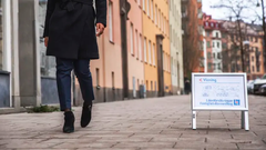 Både villa- och bostadsrättspriser förblev stillastående på riksnivå under februari. Det visar nya siffror från Svensk Mäklarstatistik som analyserats av Länsförsäkringar Fastighetsförmedling.