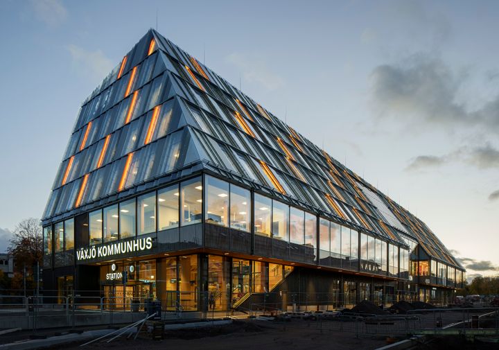 Sweco Architects går till final i WAF Awards med projektet Växjö station och kommunhus. Foto: Felix Gerlach