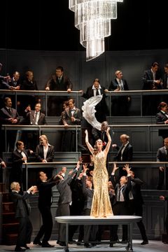 Ida Falk Winland som Violetta i La traviata live från Kungliga Operan