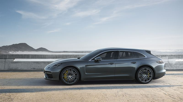 Panamera Sport Turismo sida