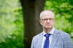 Regeringen är passiv trots att alla varningslampor lyser rött, säger Palle Borgström efter mötet med Miljö- och jordbruksutskottet.