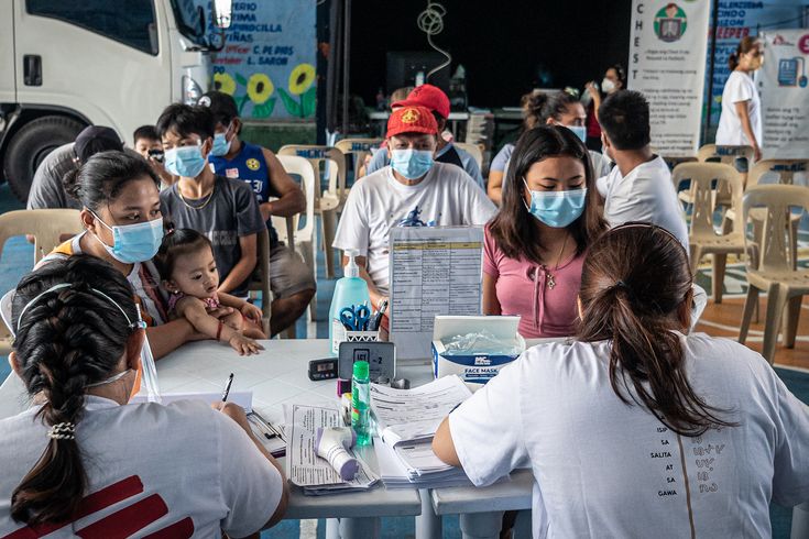 Testning vid Läkare Utan Gränsers mobila klinik i Filippinerna, ett av världens mest tuberkulosdrabbade länder. Foto: Ria Kristina Torrente.
