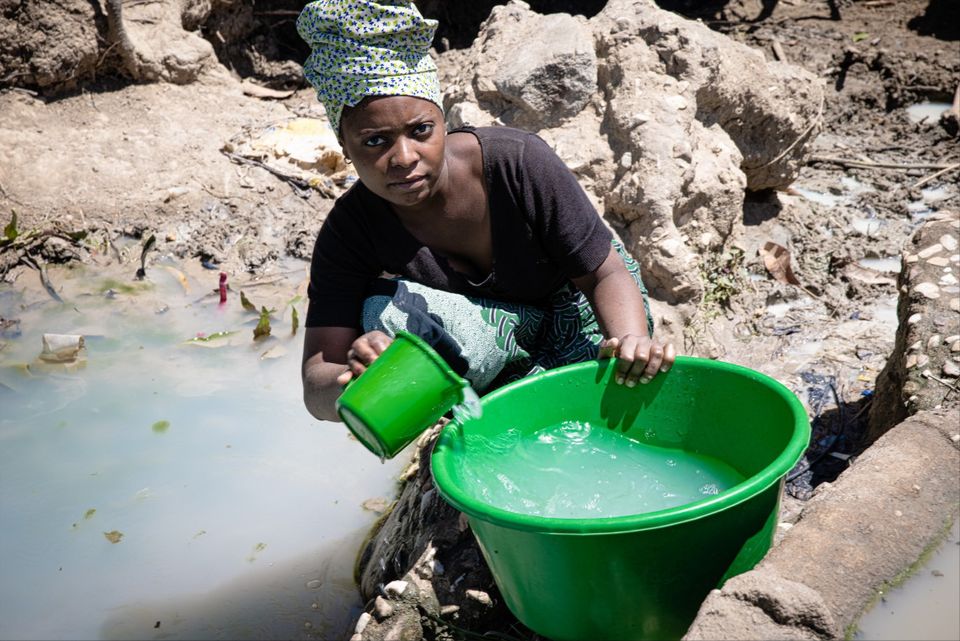 Smutsigt vatten äventyrar flyktingars hälsa i Moçambique 