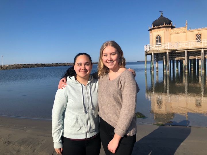 Ida Bengtsson och Adriana Crespin på Drottning Blankas Gymnasieskola i Varberg tycker att resiliensprojektet fått dem att förstå hur både de själva och andra människor fungerar.