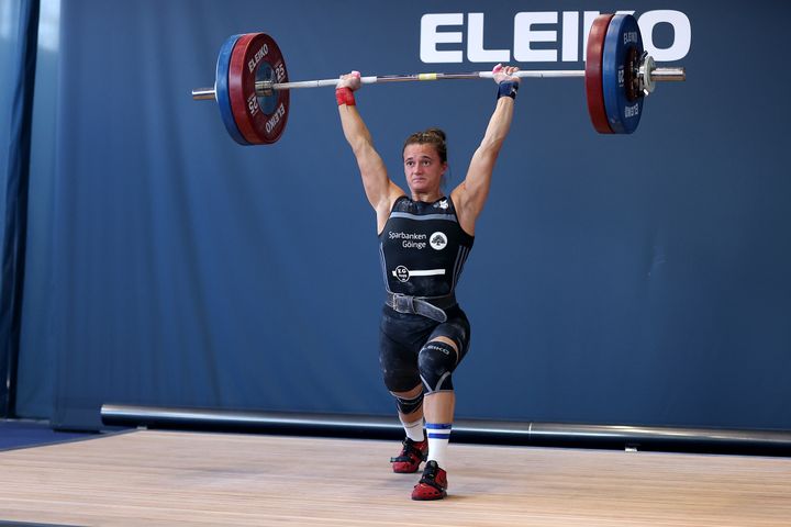 Daniela Gherman tog EM-brons i ryck i 64 kg-klassen för någon vecka sedan. Nu tävlar hon 71 kg på SM i Landskrona. Foto: Per Wiklund