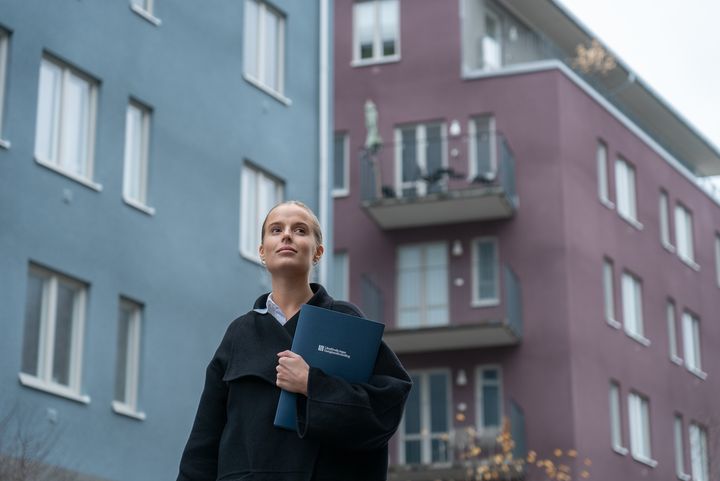 Länsförsäkringar Fastighetsförmedling har Sveriges nöjdaste kunder. Det visar Svenskt Kvalitetsindex rankning av kundnöjdhet inom mäklarbranschen 2021.