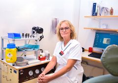 Forskaren Ulrica Thunberg på öron näs- och halskliniken vid Universitetssjukhuset Örebro. Foto: Elin Abelson.