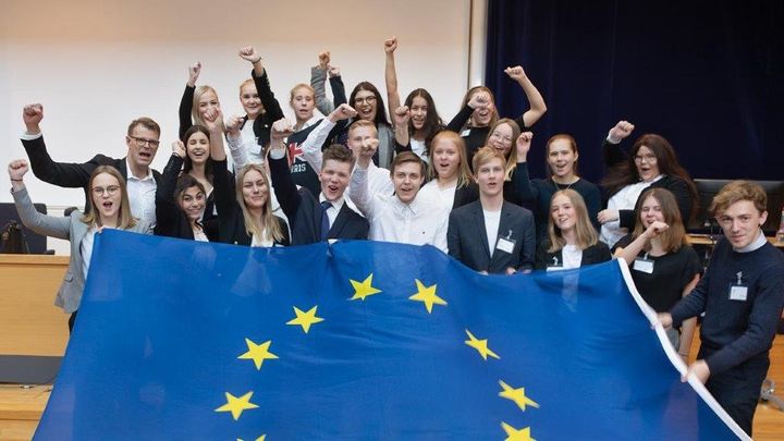 Vi vann! Vinnande skola när Model EU gick av stapeln 2019 blev  Finnvedens gymnasium i Värnamo. Foto: Johan W Avby