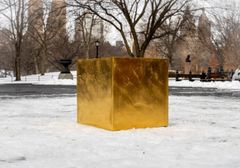 The Castello CUBE attracted worldwide attention when the golden cube by artist Niclas Castello was shown first in New York's Central Park / Editorial use of this picture is free of charge. Please quote the source: "obs/HoGA Capital AG"
