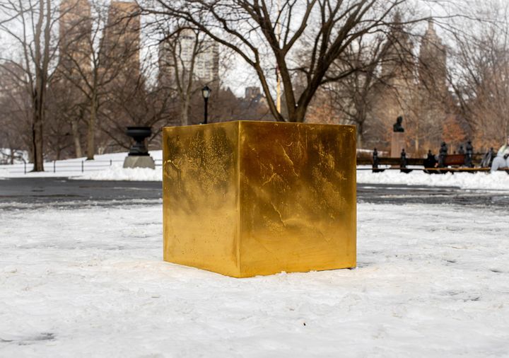 The Castello CUBE attracted worldwide attention when the golden cube by artist Niclas Castello was shown first in New York's Central Park / Editorial use of this picture is free of charge. Please quote the source: "obs/HoGA Capital AG"