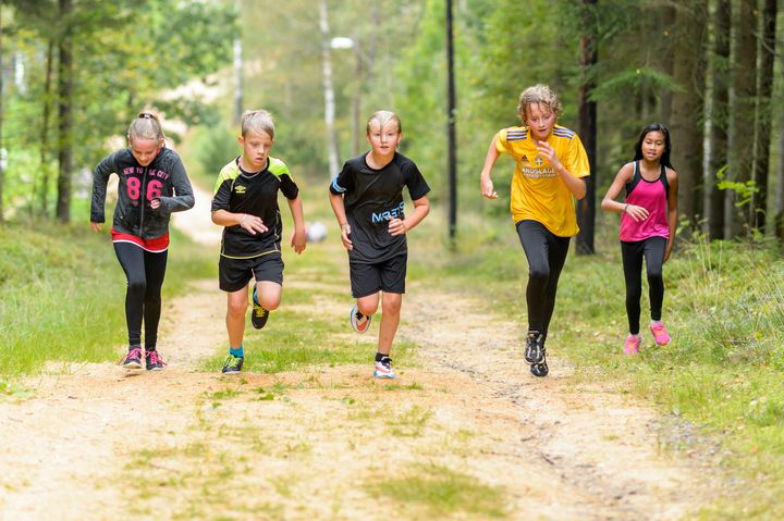 Fler än 1000 svenska skolor deltar i Skoljoggen. Foto: Skolidrottsförbundet