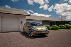 ID.3 Pro S har en laddningskapacitet på upp till 170 kW vid snabbladdningsstationer. ID.3 Pro Performance har upp till 120 kW.