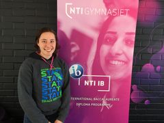 Lydia Åkergren läser IB-programmet vid NTI Gymnasiet Skövde