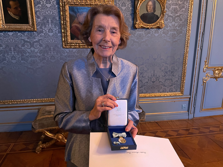 Marianne Ränk, mottog H.M. Konungens medalj, 8:e storleken i Serafimerblått band, för betydande insatser inom svenskt näringsliv den 1 februari 2023.