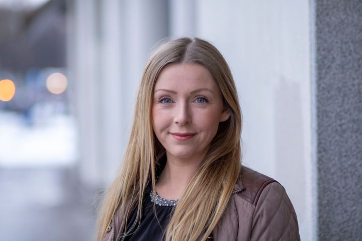 Caroline Ferbus-Maars arbetar som gruppchef hos Einar Mattsson Fastighetsförvaltning AB.
