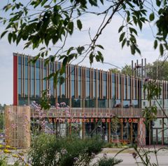 Kulturhuset i Bergsjön som är formgiven av Sweco Architects invigs den 17 augusti