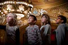 Unga på Operan presenterar Det Magiska huset - en ny webbserie som främst riktar sig till barn i lågstadieåldern och deras pedagoger. Foto: Kungliga Operan/Markus Gårder