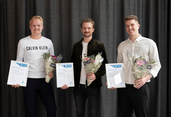 Oscar Johansson, David Oljelund och Alexander Alfredsson fick motta stipendiet Till Georgis minne.