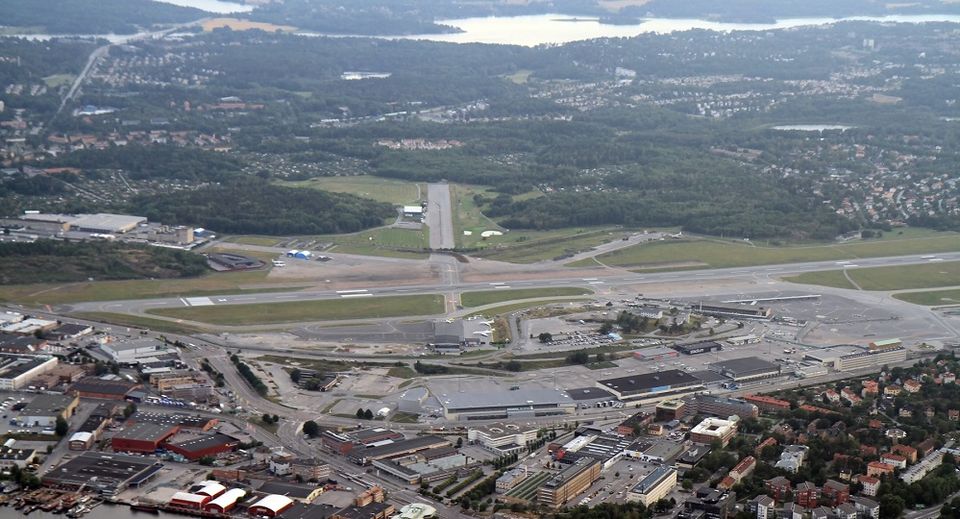 Regeringens Besked Om Bromma Flygplats Illustrerar Regeringens ...