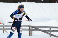 Linda Lindkvist spurtar mot andra plats på världscupen i Norge. Foto: Johan Trygg.