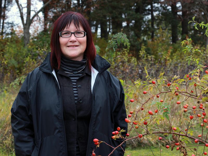 Doktorand Eva Emmoth, SVA och SLU, har studerat metoder för att minska virussmitta som används i samband med mat- och avfallshantering. Foto: Mikael Propst/SVA